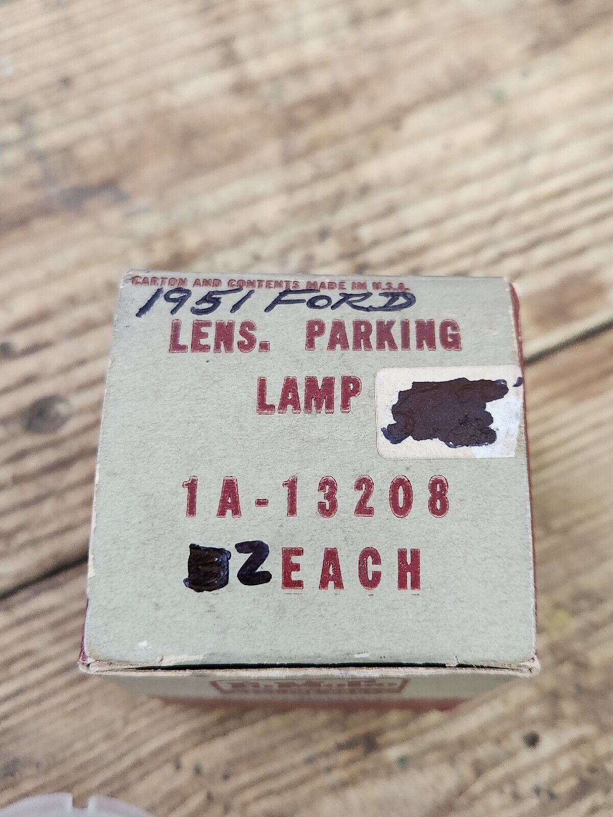 NOS OEM 1951 Ford Victoria Crestliner Turn Signal Parking Lenses Lens PAIR