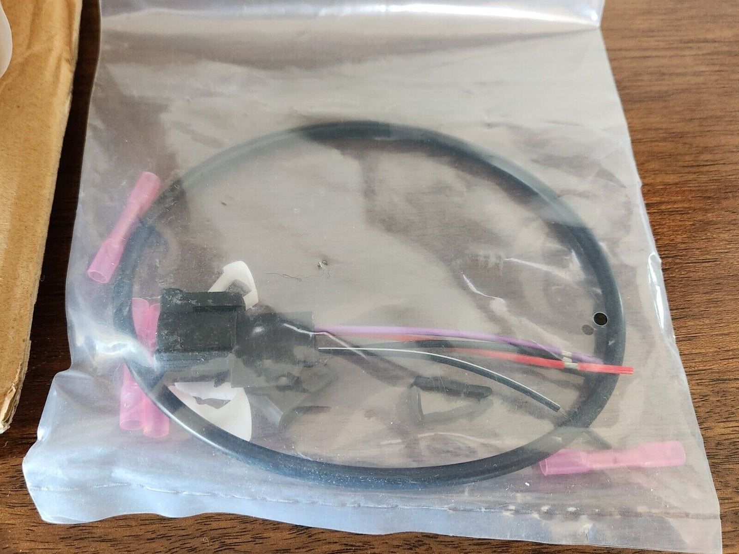 NEW Fuel Pump w/Sending Unit 1992-96 Ford E-150 E-250 E-350 Econoline Super Duty