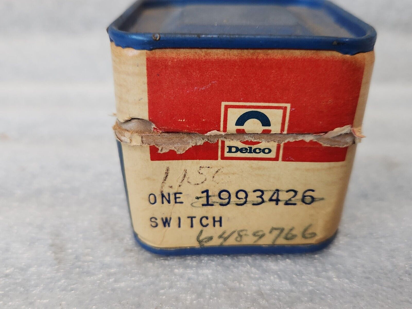 NOS GM 1968 CAMARO NOVA CHEVELLE DELCO REMY TEMPERATURE SENDING UNIT 1993426