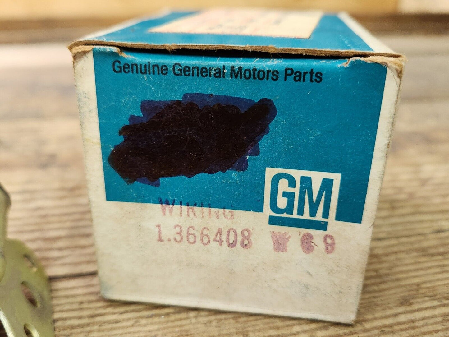 NOS 1975 1976 1977 VEGA MONZA A/C COMPRESSOR TEMPERATURE CUT-OUT RELAY GM 366408