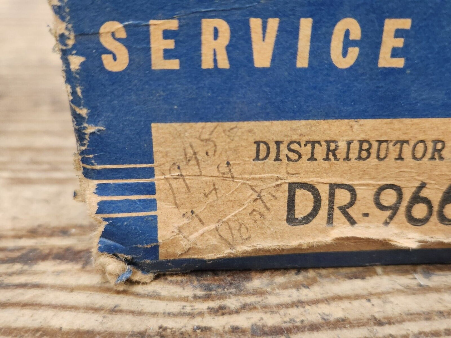 NOS USA VINTAGE AMPCO 1948 1949 PONTIAC RADIO IGNITION DISTRIBUTOR CAP DR-966