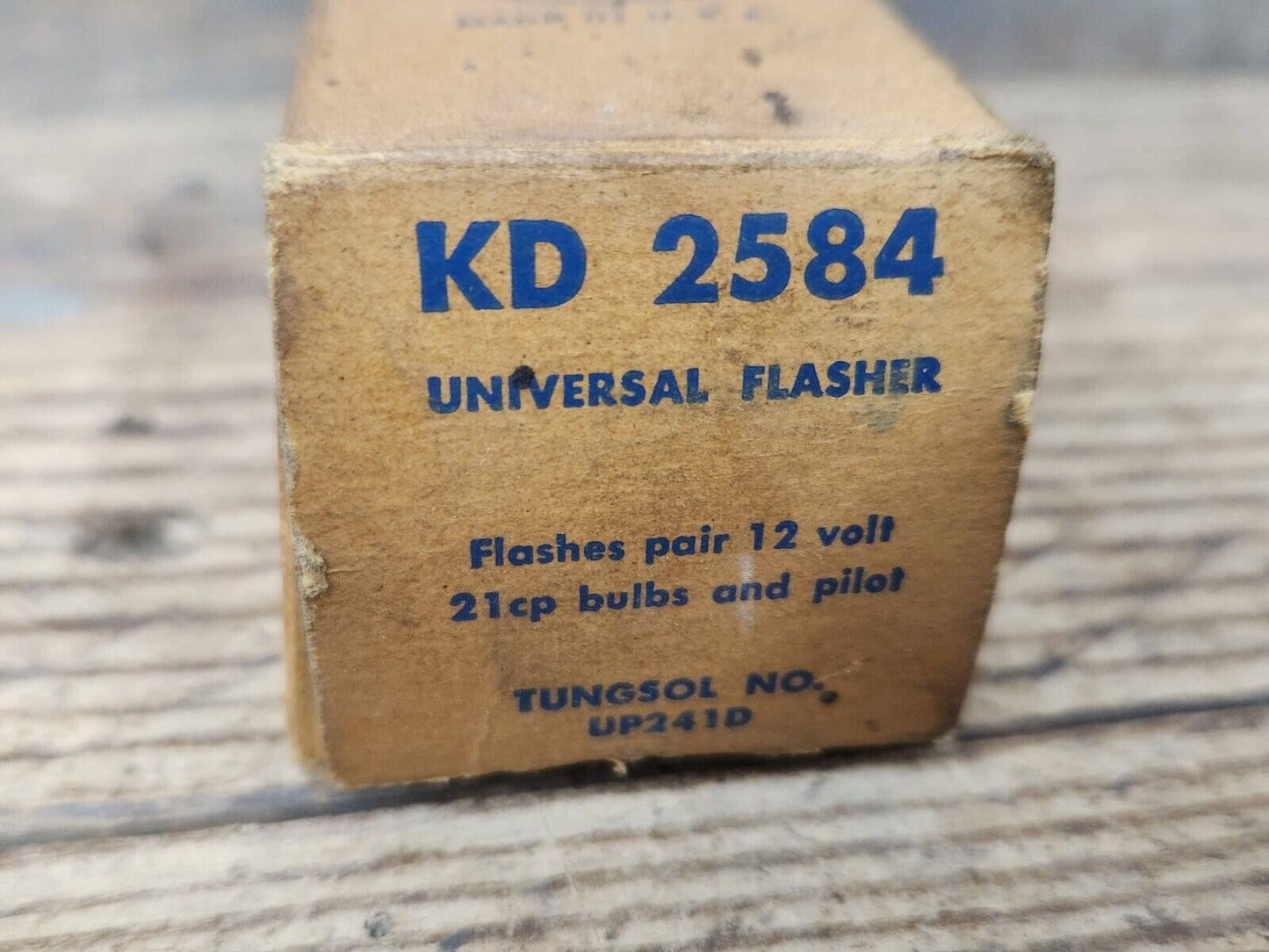 NOS Corvette 1956-61 Tung-Sol Flasher P241D Made in USA - Embossed - KD 2584
