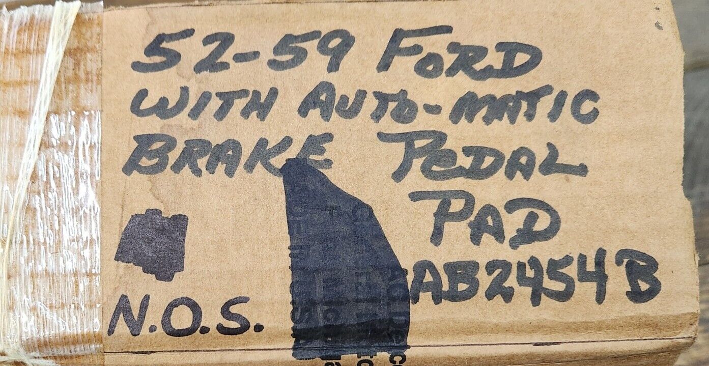 NOS OEM 1952-1959 FORD & MERCURY BRAKE PEDAL PAD WITH AUTOMATIC