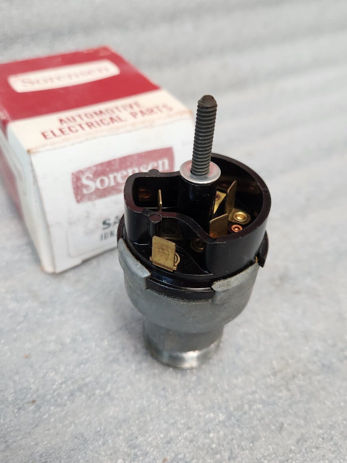 NORS 1965-67 FORD GALAXIE MERCURY 1967 THUNDERBIRD MUSTANG IGNITION SWITCH