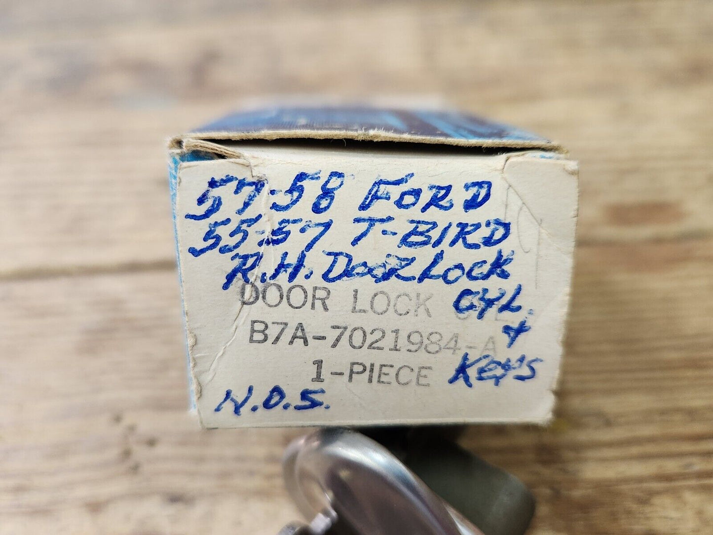 NOS OEM 1957 - 1958 Ford Pass Car 1955 - 1957 T-Bird RH Door Lock Cyl & keys