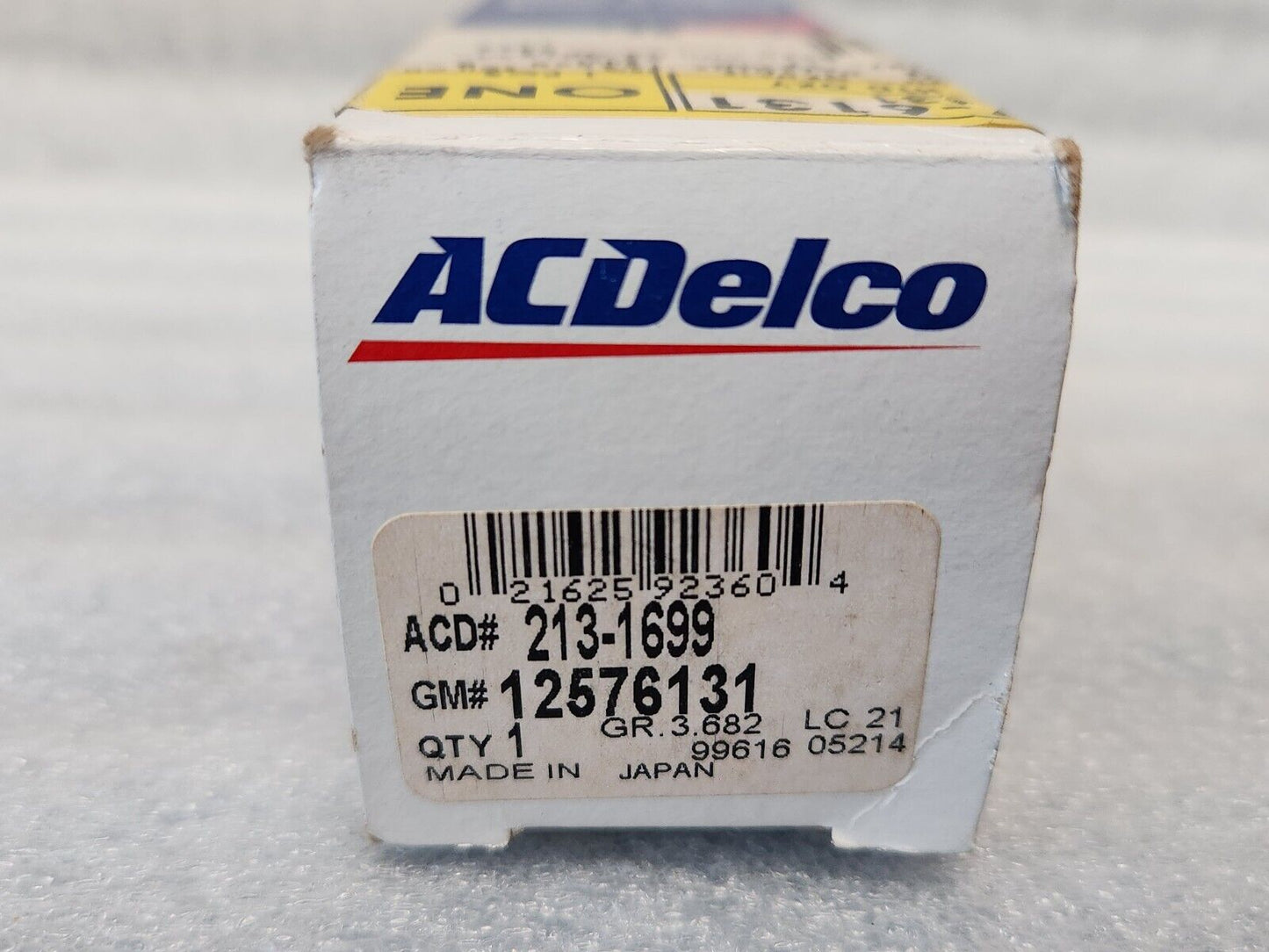 NEW OEM GM 2005 GMC Chevy Cadillac 5.3L AcDelco Heated Oxygen Sensor 12576131