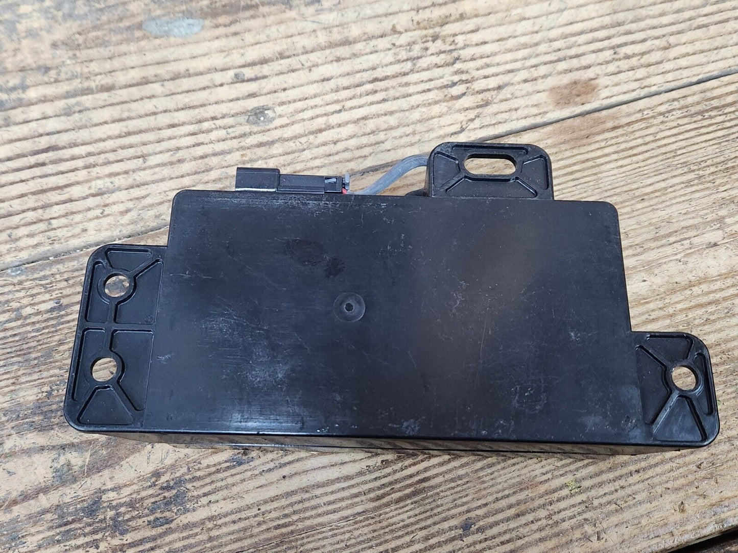 2010 2011 CHEVROLET CAMARO SS OEM ONSTAR BATTERY MODULE 22704633 FREE SHIPPING