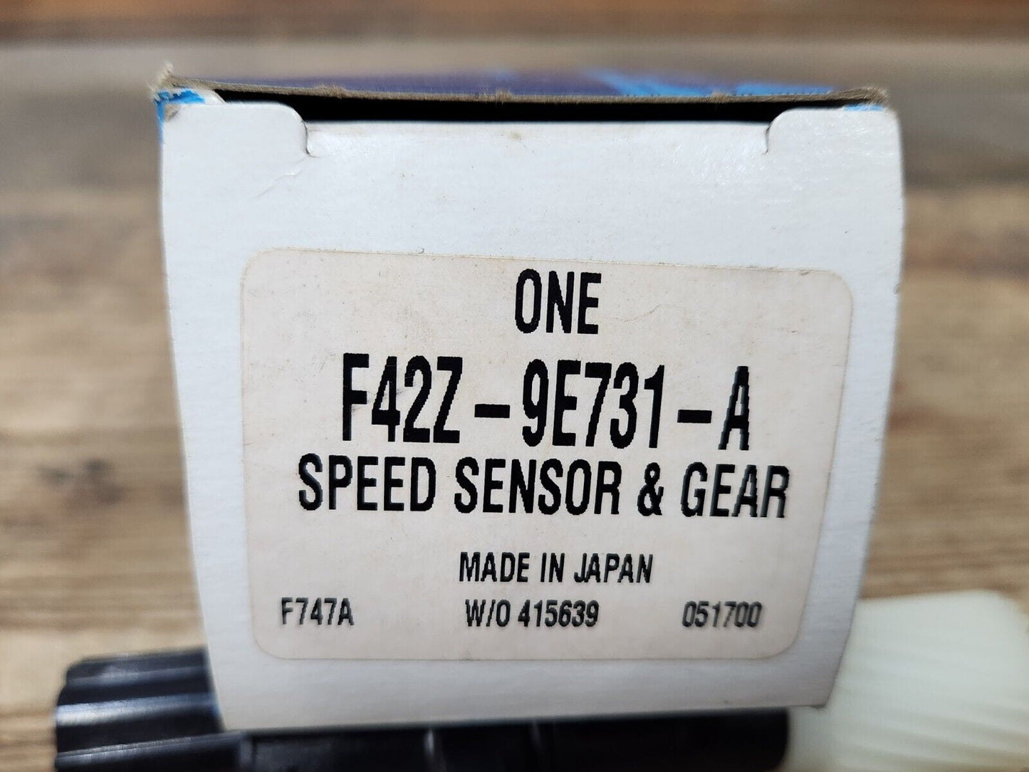 NOS NEW Genuine 1994-1997 Ford Probe F42Z-9E731-A Speed Sensor & Gear