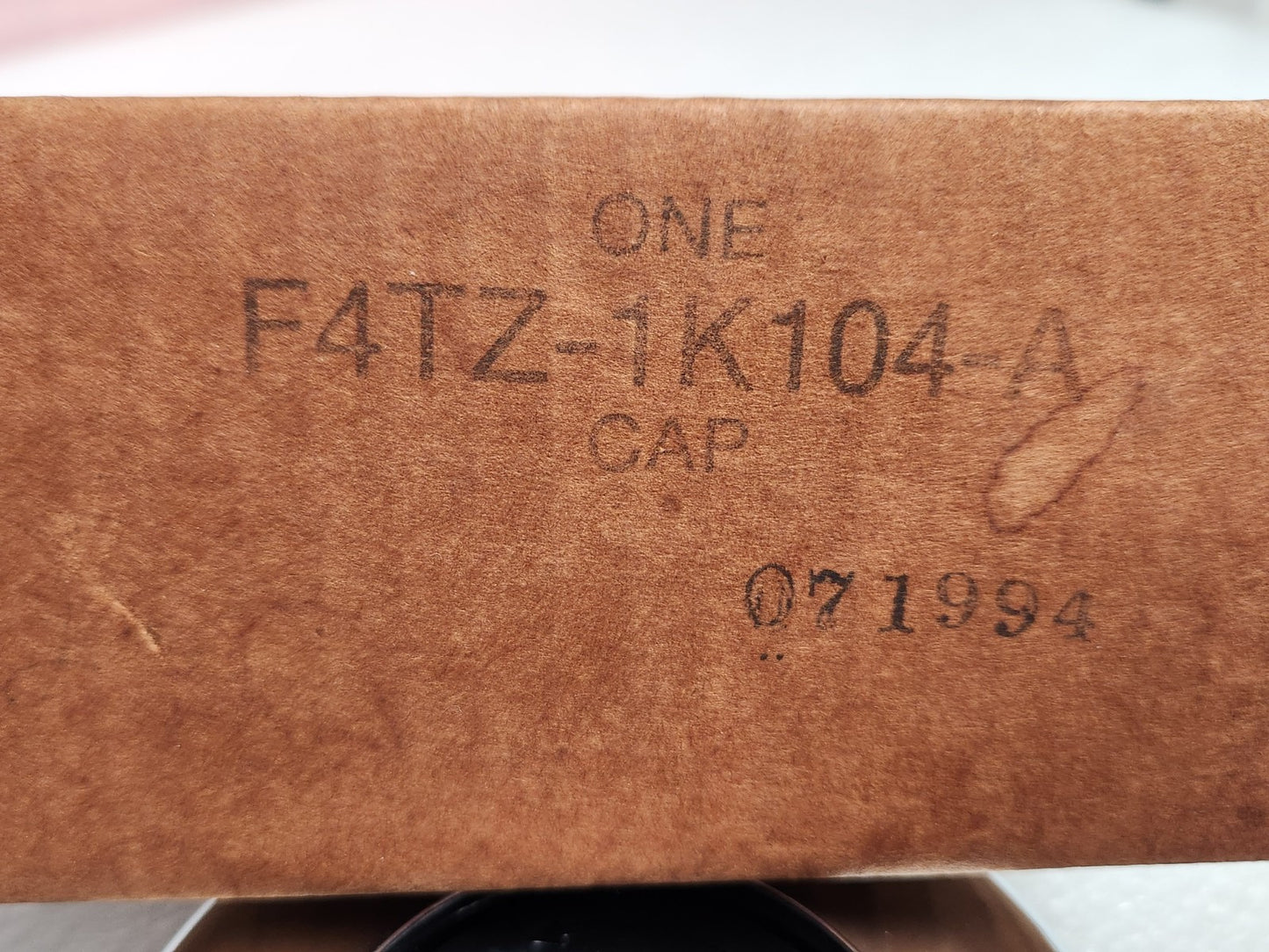 5574615
