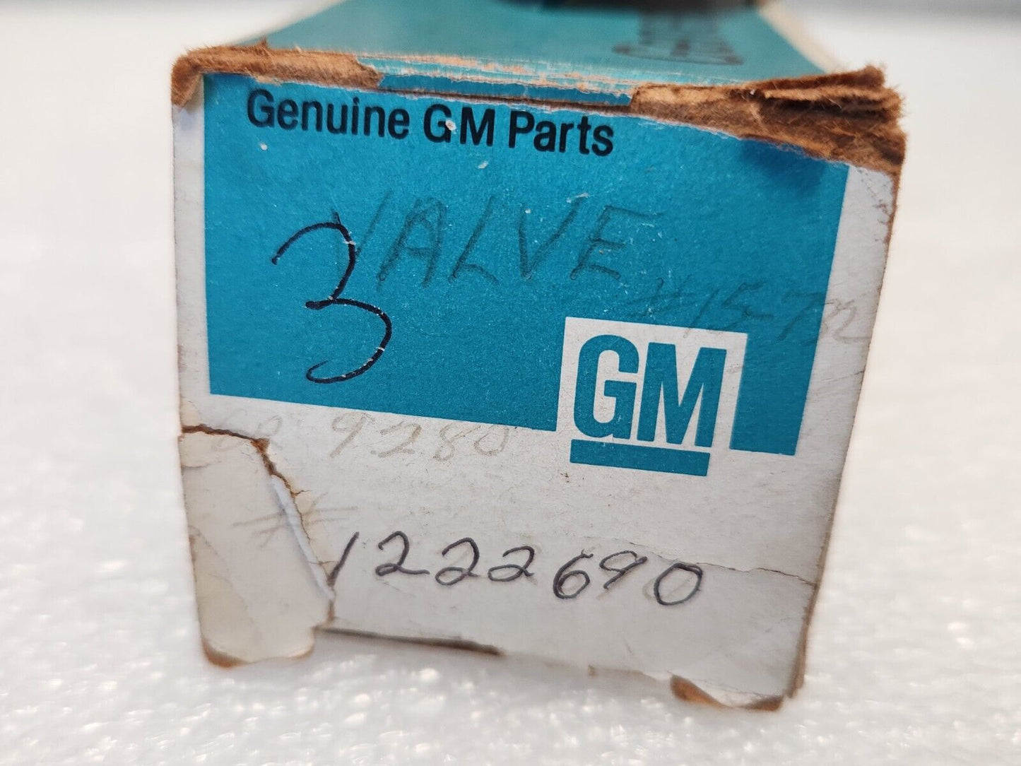 NOS OEM GM 1967-1972 Chevy GMC Truck 2-Port A/C Vacuum Switch Pickup 1222690