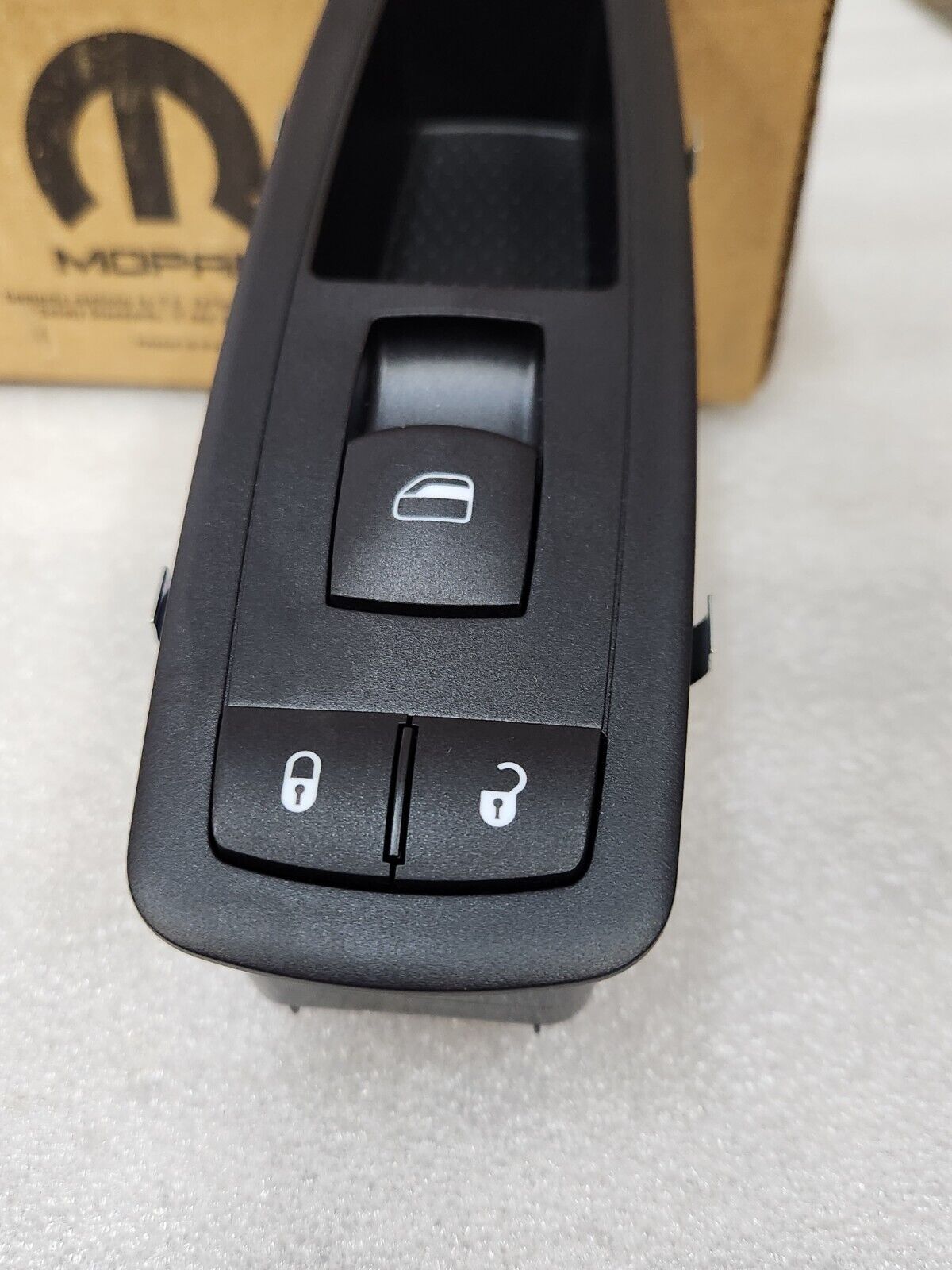 NEW OEM 2012 2013 2014 2015 DODGE GRAND CARAVAN Pass RH Window Switch 68110864AA