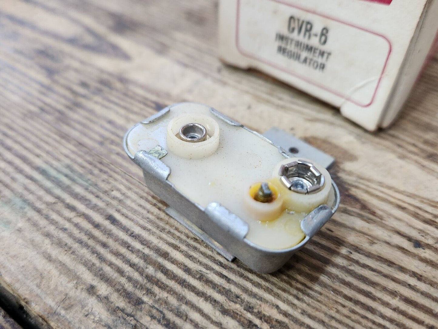 69-73 MUSTANG TORINO 69-80 COUGAR INSTRUMENT DASH CLUSTER VOLTAGE REGULATOR
