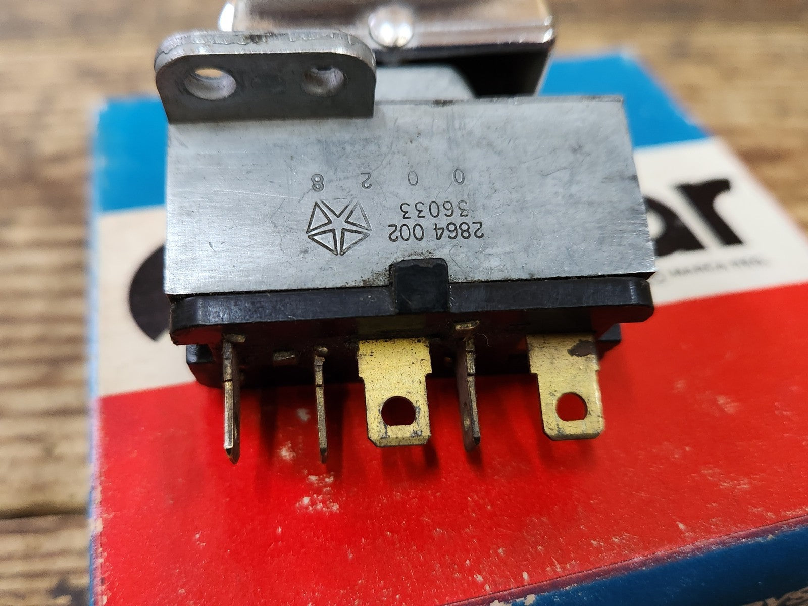 7390776