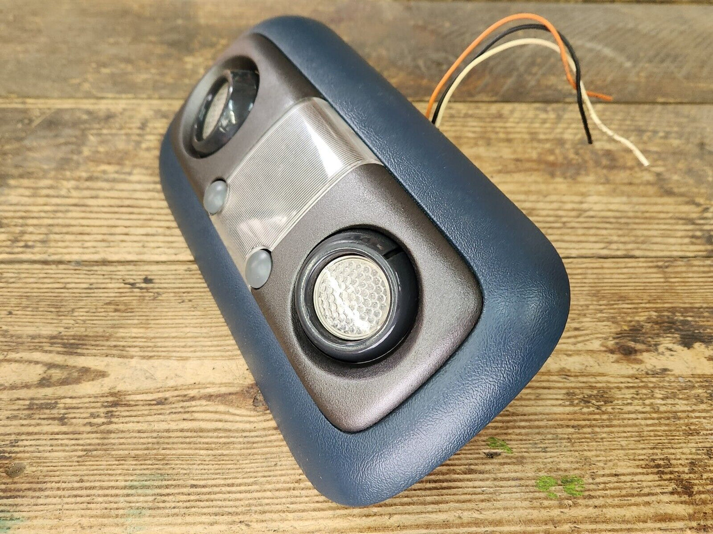 94-99 Chevy Suburban Tahoe Yukon Dome Light Map Reading OEM Blue 15725071