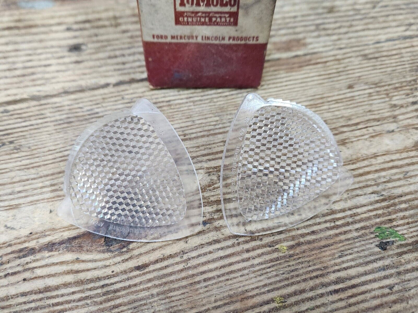 NOS 1951 Ford Tail Light Reflector Lens PAIR Genuine Custom Shoebox 1A-13437