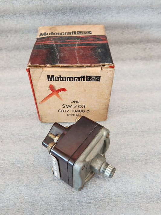 NOS OEM 1968-76 FORD P350 400 LOW AIR PRESSURE BRAKE SWITCH SW703   C8TZ-13480-D