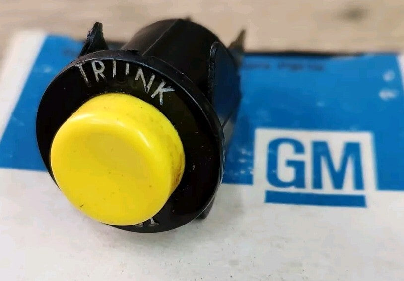 4931327