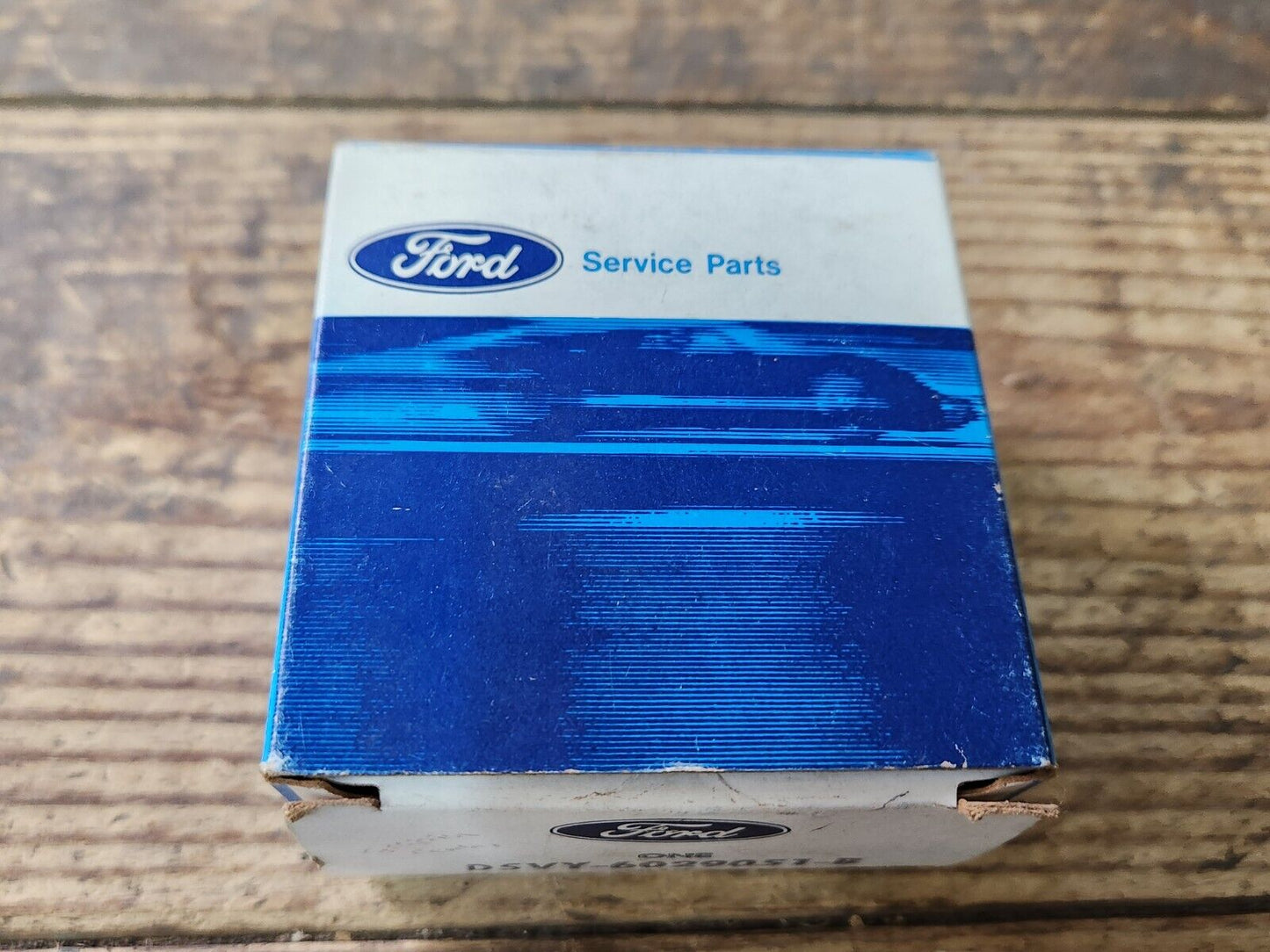 NEW NOS 1975 - 1977 Lincoln Quarter Panel Moulding Short LH Part# D5VY-6029051-B