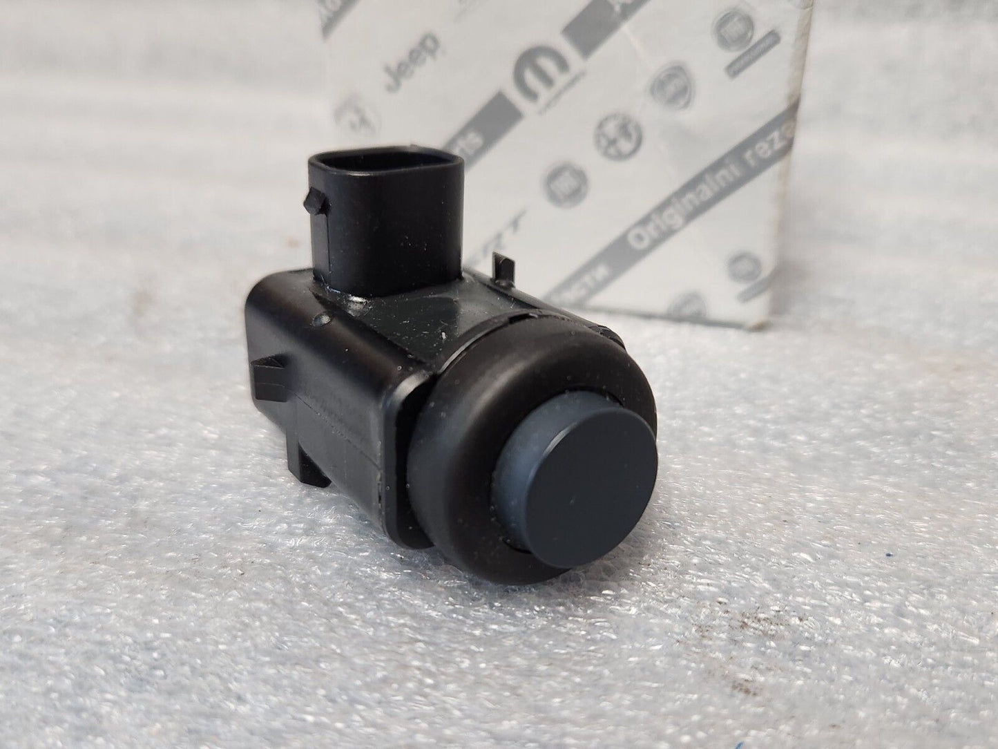NEW OEM 05-10 Mopar Jeep Grand Cherokee Commander Park Assist Sensor 5HX08TZZAA