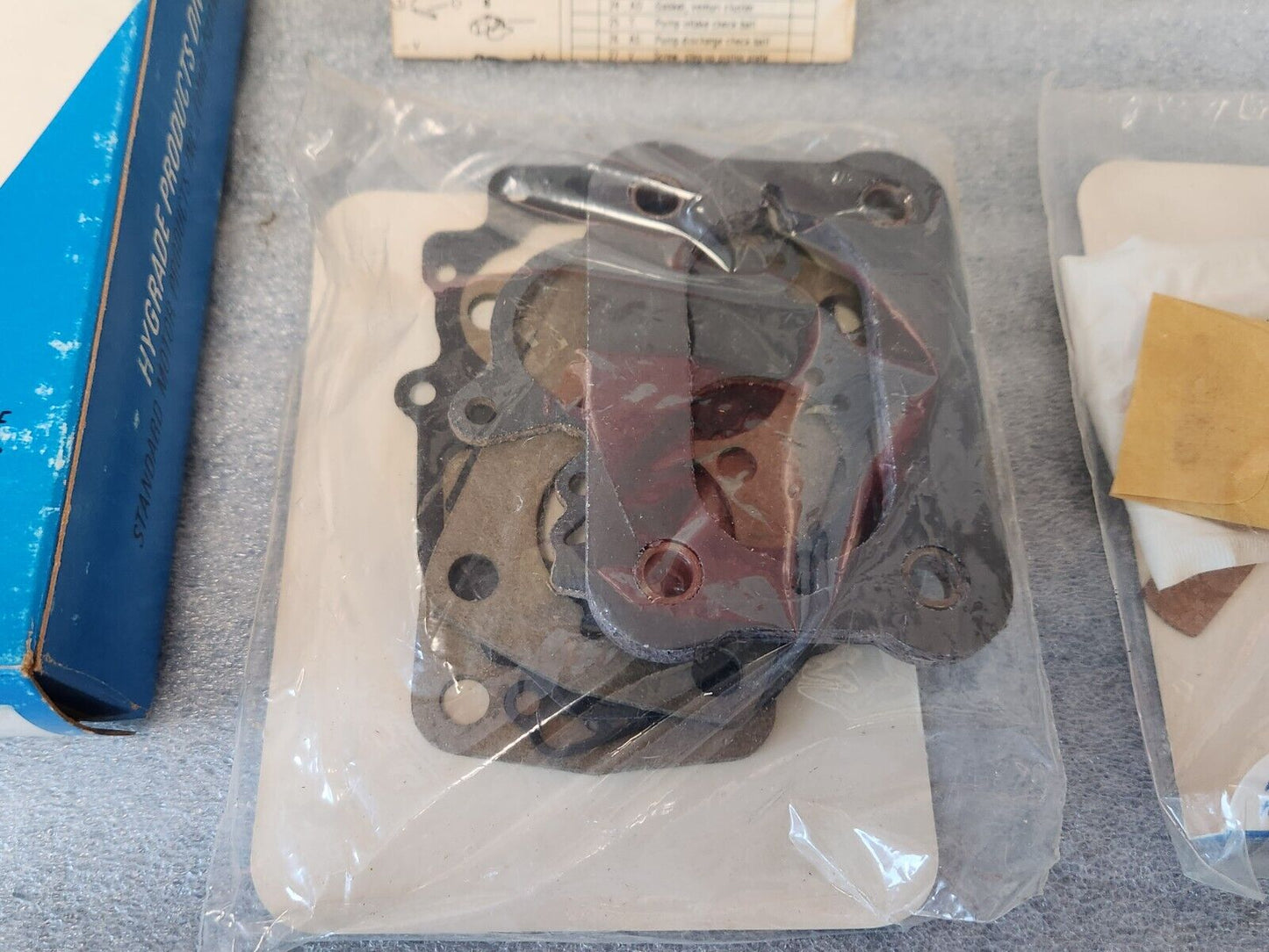 CARTER BBD 2 BARREL CARBURETOR KIT 1974-1984 CHRYSLER DODGE PLYMOUTH 225-318-360