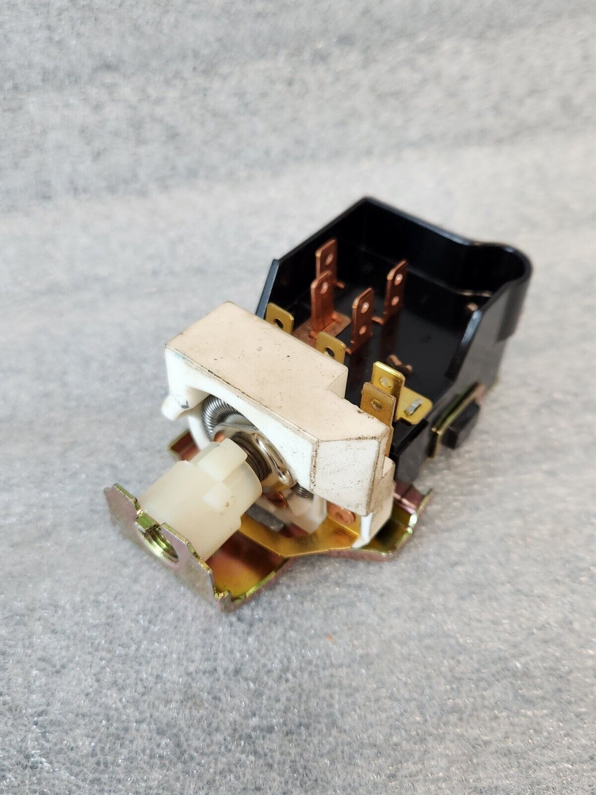 1967 1968 1969 Chevy Camaro Pontiac Firebird Headlight Switch NEW
