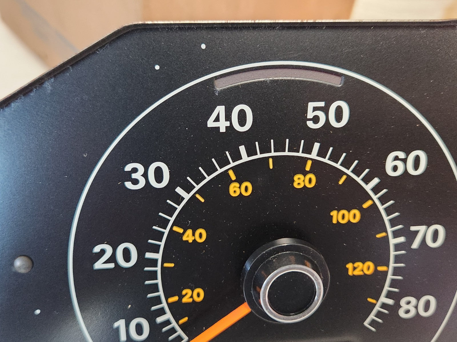 7565318