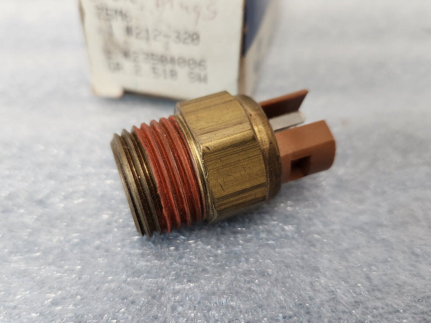 NOS 1989 1990 Chevrolet GMC 6.2L Glow Plug Inhibitor Switch 23504006 OEM 212-319