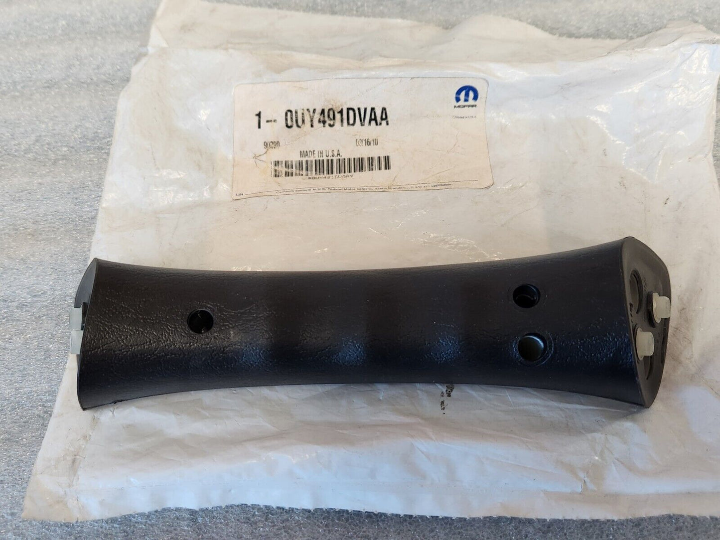 NEW OEM MOPAR Door Interior Pull Handle Left Driver 2002-05 Dodge Ram 0UY491DVAA