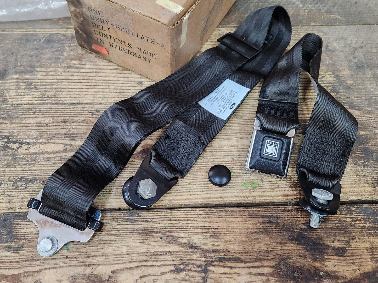 NOS OEM 1972 MERCURY CAPRI MK1 BLACK SEAT BELT ASSEMBLY D2RY-62611A72-A