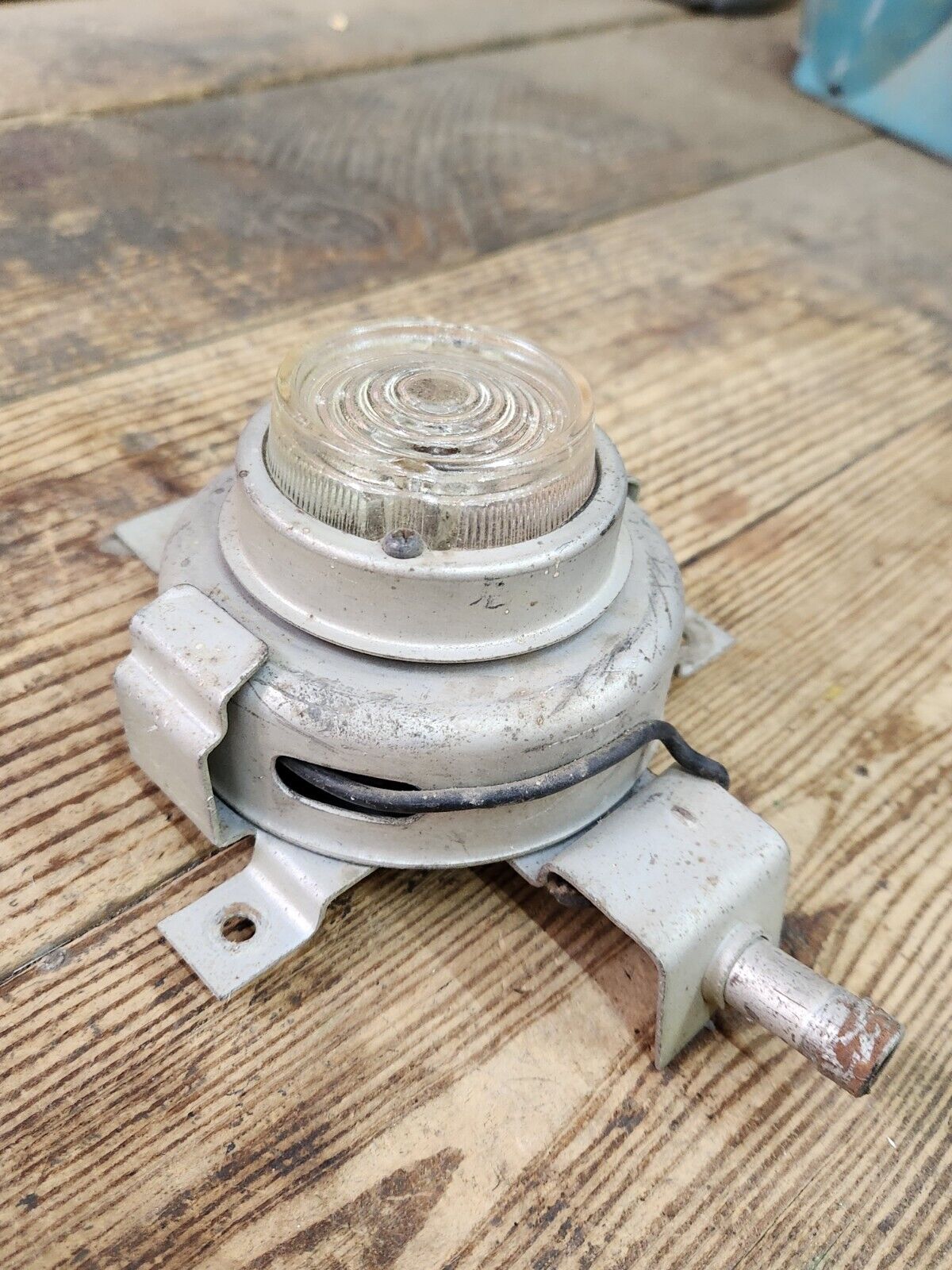 60's Vintage GM Under Hood Trunk Reel Style Retractable Trouble Light Assembly