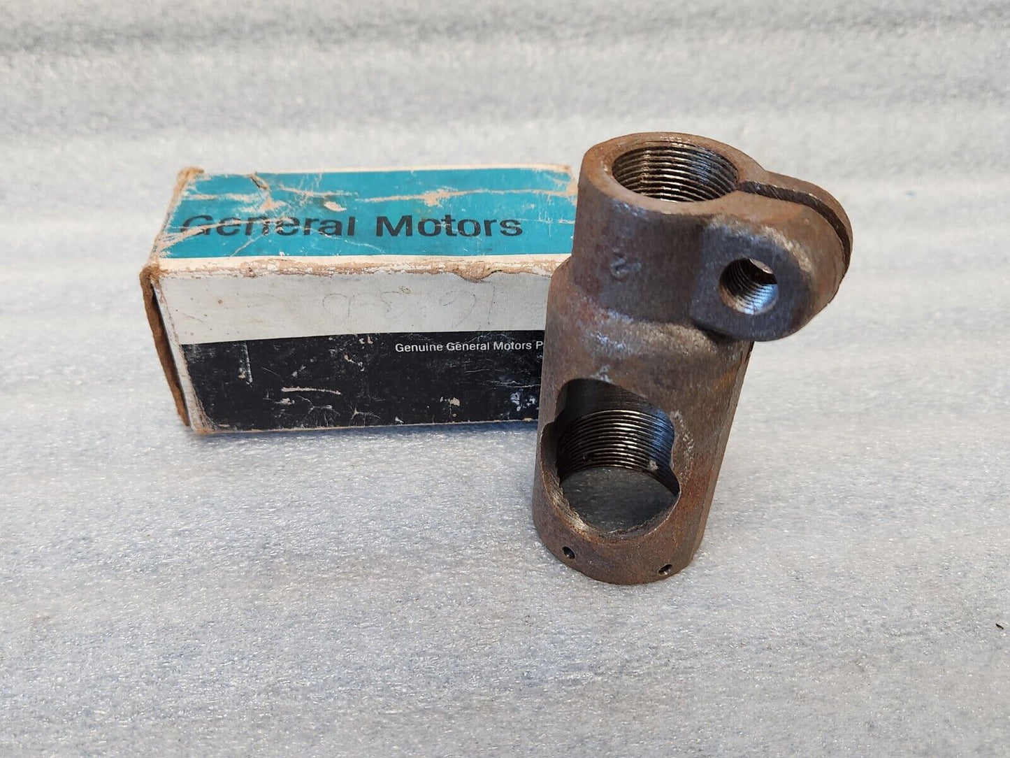 NOS OEM 1963-1978 Chevy Truck Genuine GM 3949379 Steering Linkage Socket