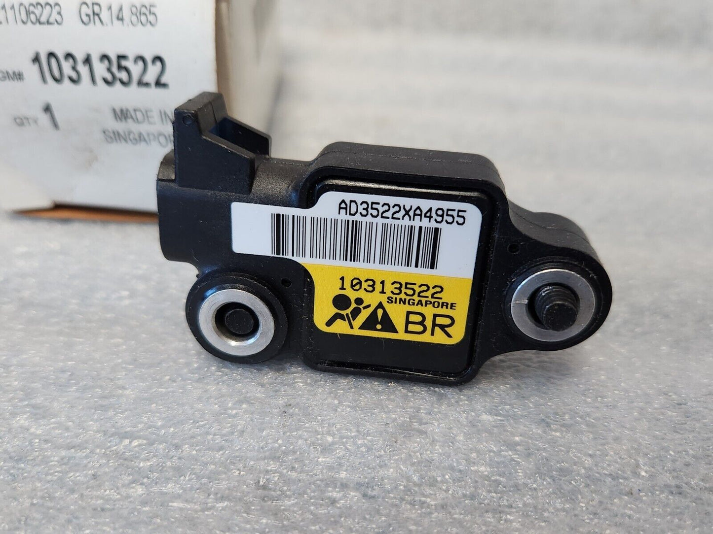 NOS OEM GM 2002-2007 Buick Rendezvous Impact Sensor 10313522