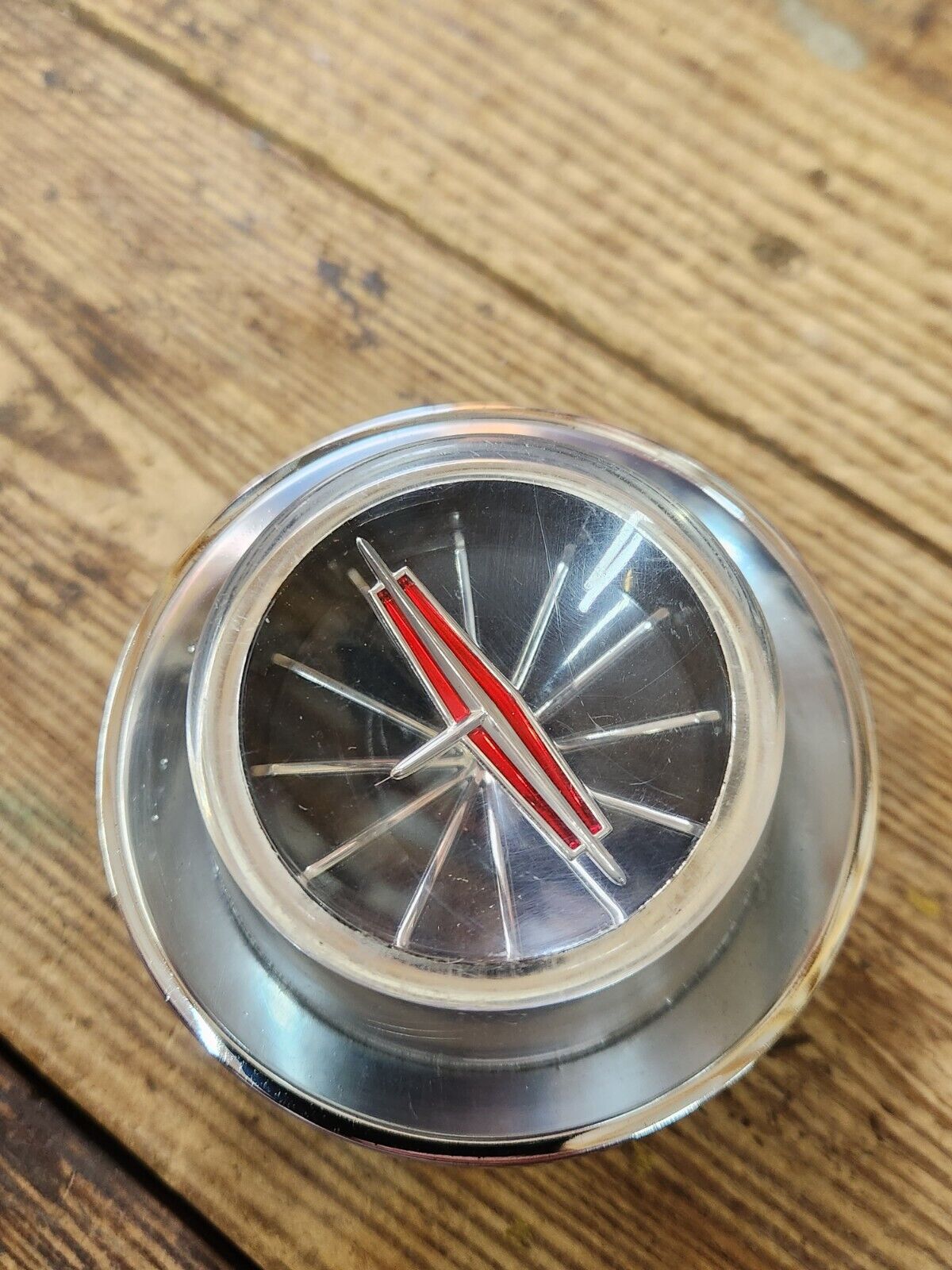 1963 Oldsmobile 88 98 Starfire Steering Wheel Center Horn Cap GM # 587638