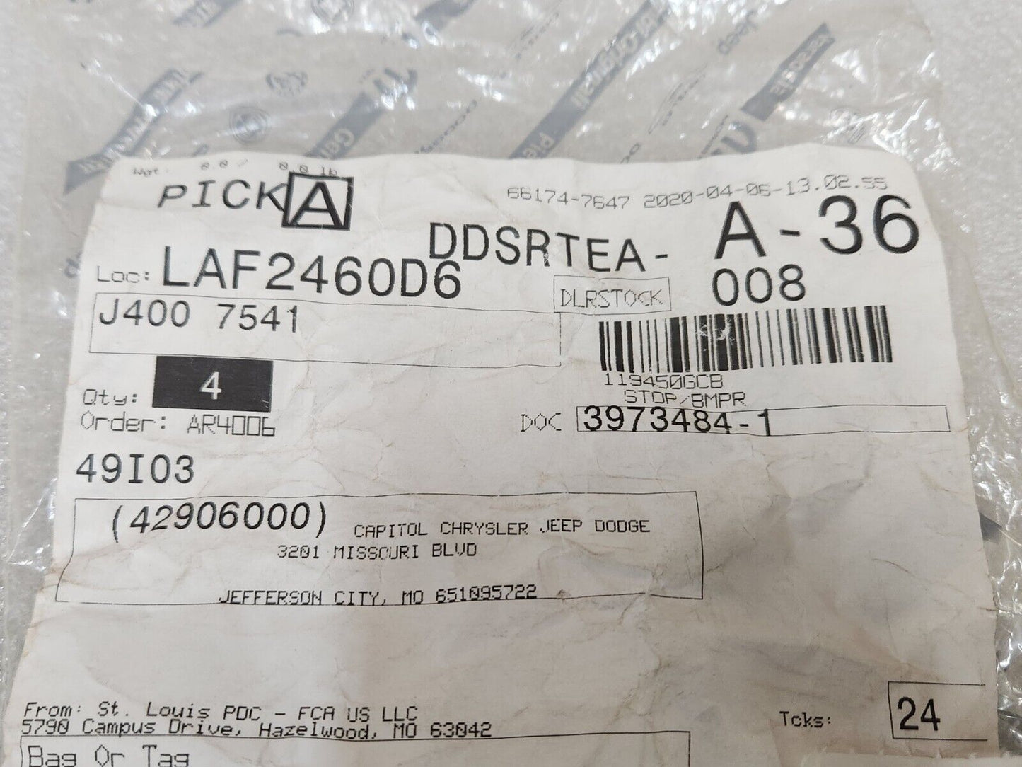 NEW OEM 87-06 JEEP YJ & TJ WRANGLER  HOOD TO FENDER GROMMET SET Of (4) J4007541