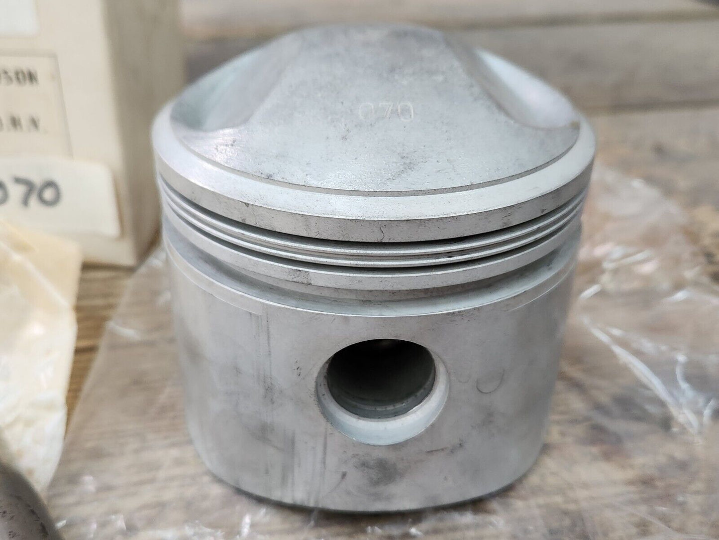 New 1941-up Harley 74" Knucklehead Panhead Shovelhead Piston Kit +.070 OS Japan