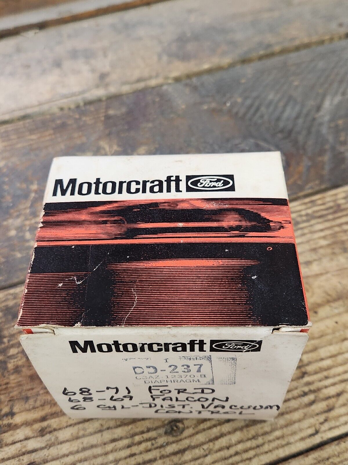 NOS OEM Ford Distributor Vacuum 1968-70 Bronco 68-71 Mustang V6 C8AZ-12370-B