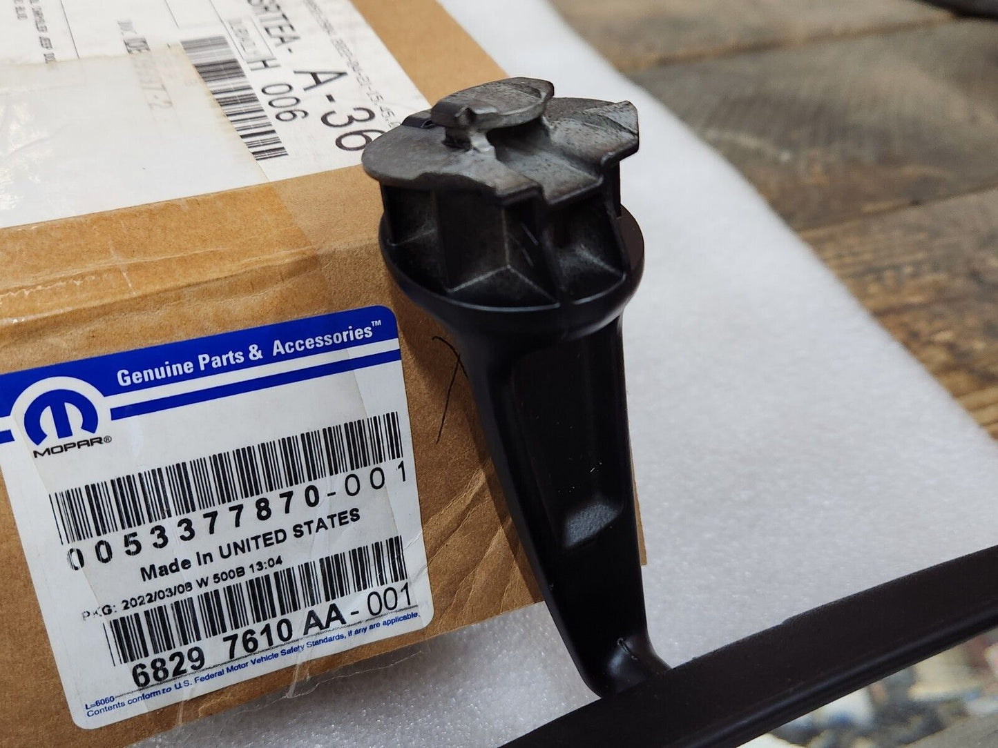 18-24 WRANGLER JL GLADIATOR Interior OR REAR VIEW MIRROR OE NEW MOPAR 68297610AA