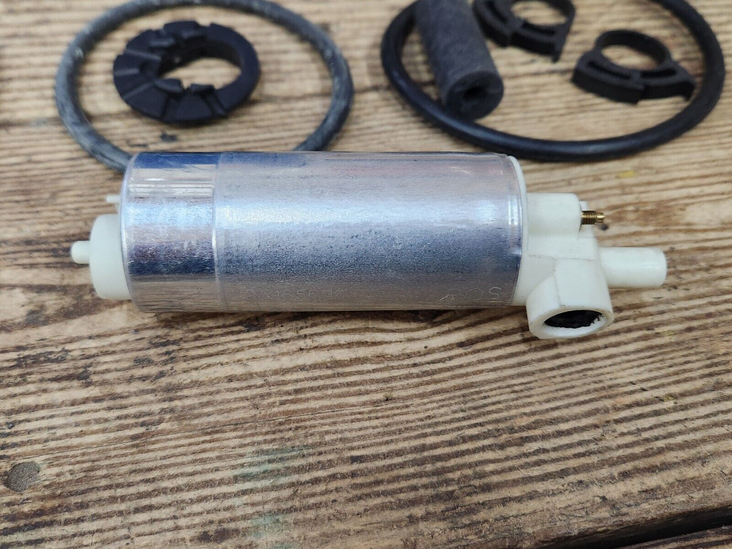 NOS OEM AC Electric Fuel Pump Chevrolet Camaro Corvette L4 5.7 V8 25166717 EP384