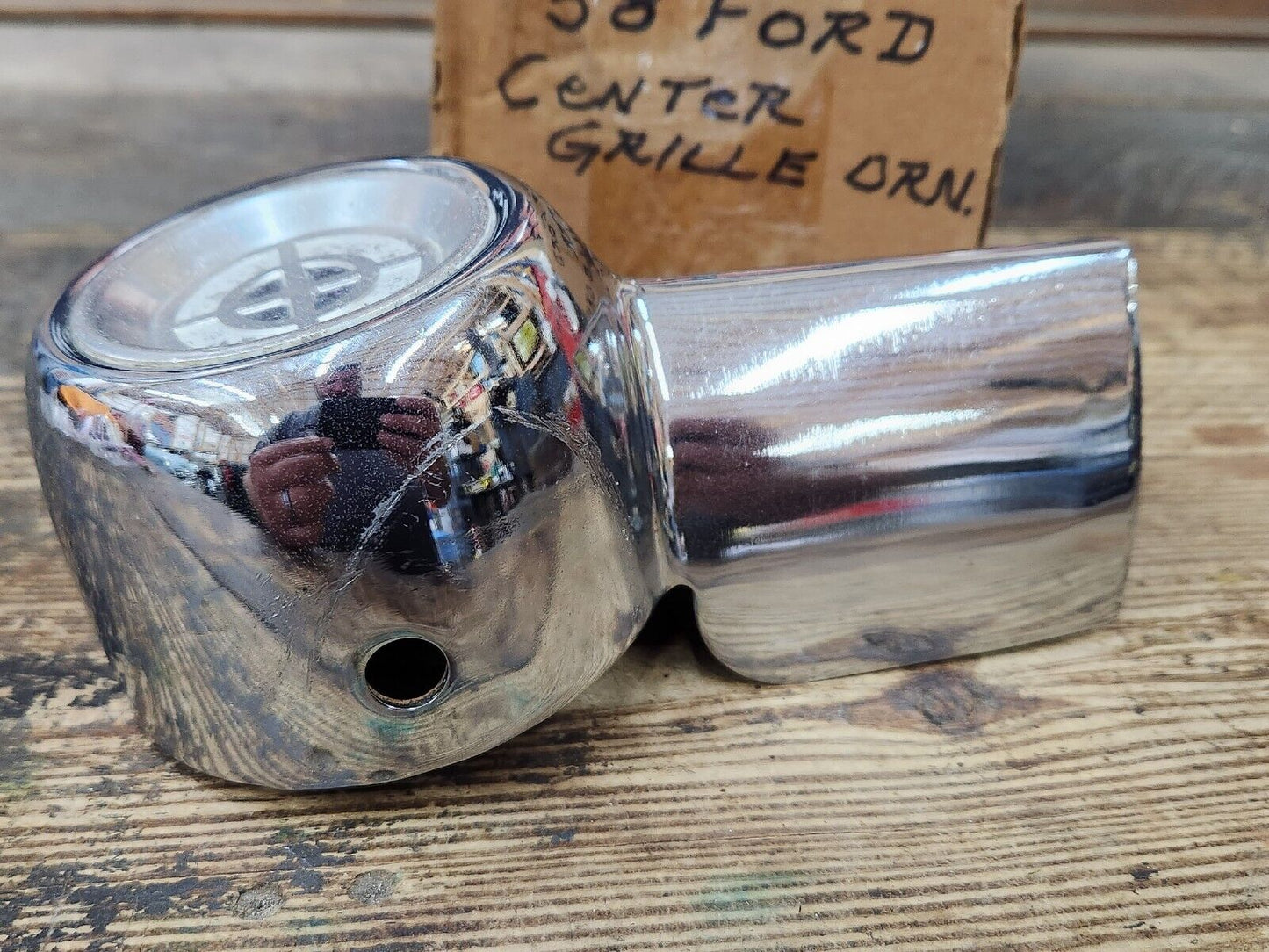 1958 FORD FAIRLANE 500 SKYLINER FRONT GRILLE BAR CENTER GUARD ORNAMENT