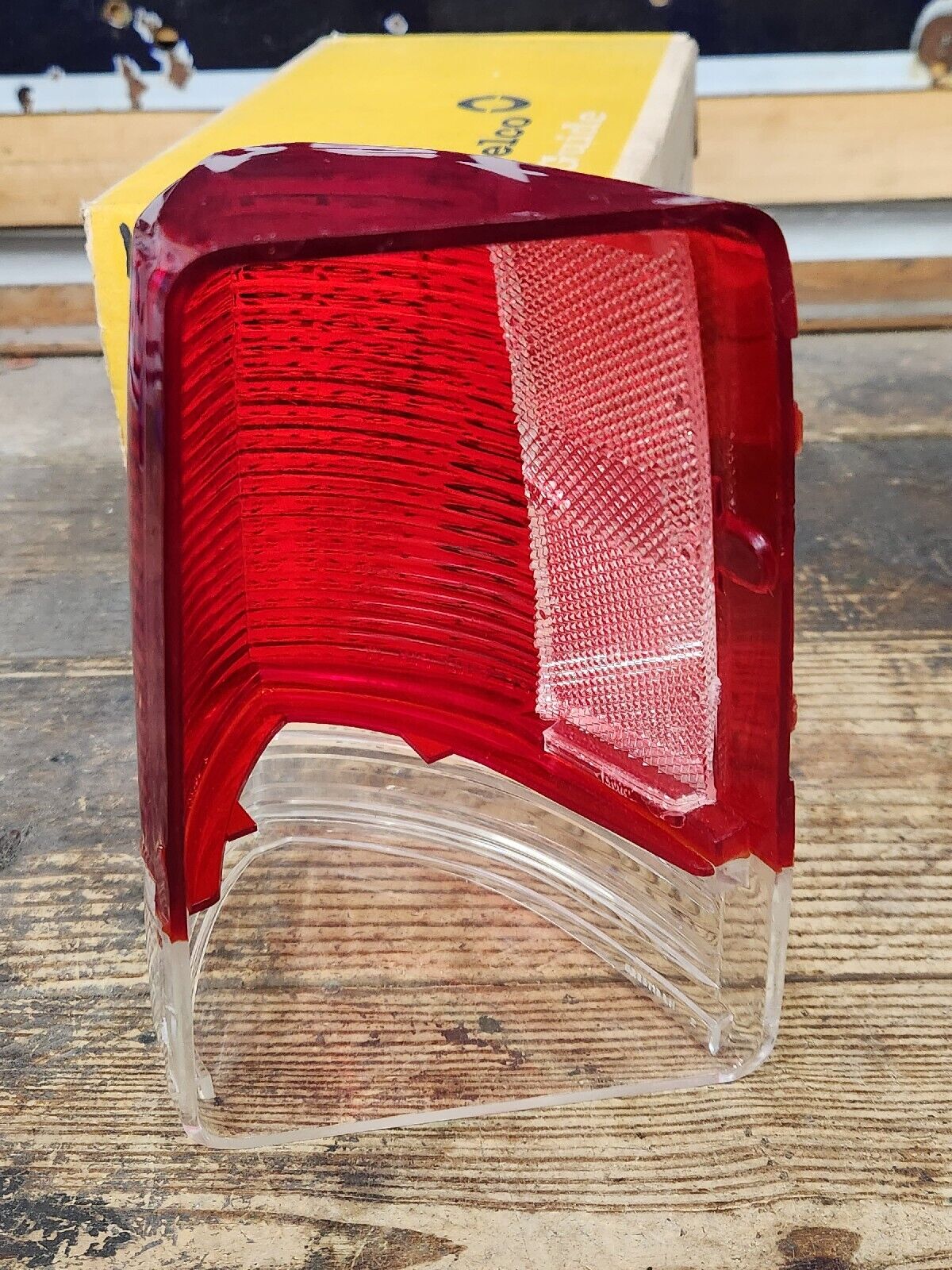 NOS 5963715 OEM GM 71 72 73 PONTIAC Station WAGON L/H TAIL LIGHT BACKUP LENS NEW