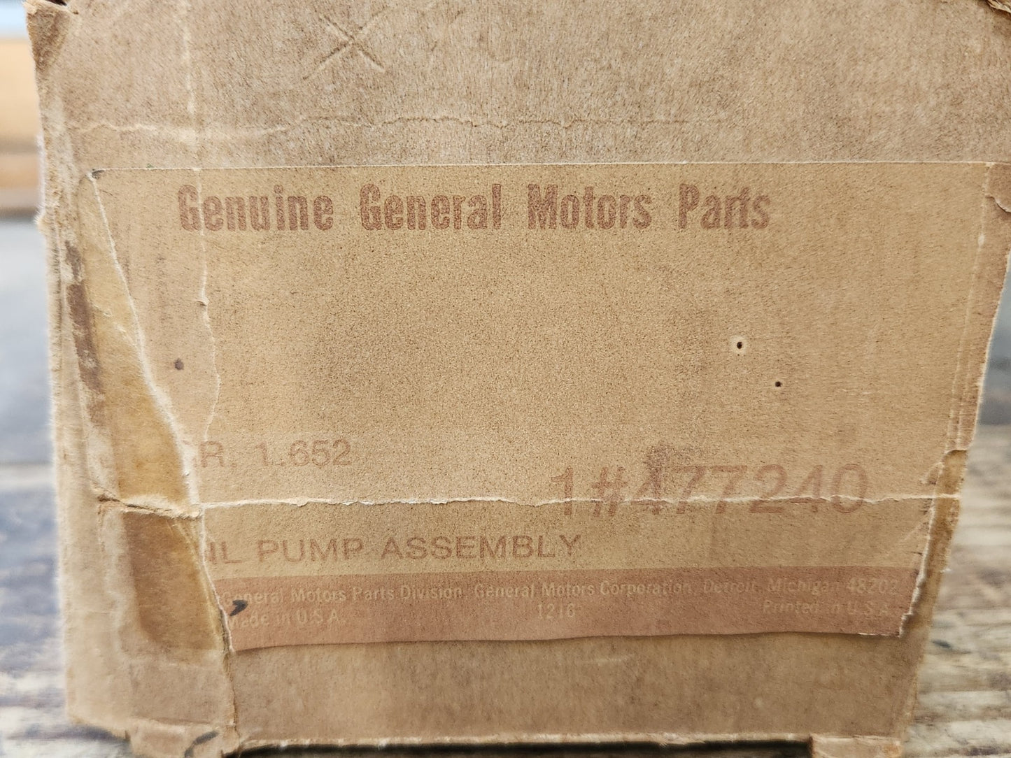 7576056