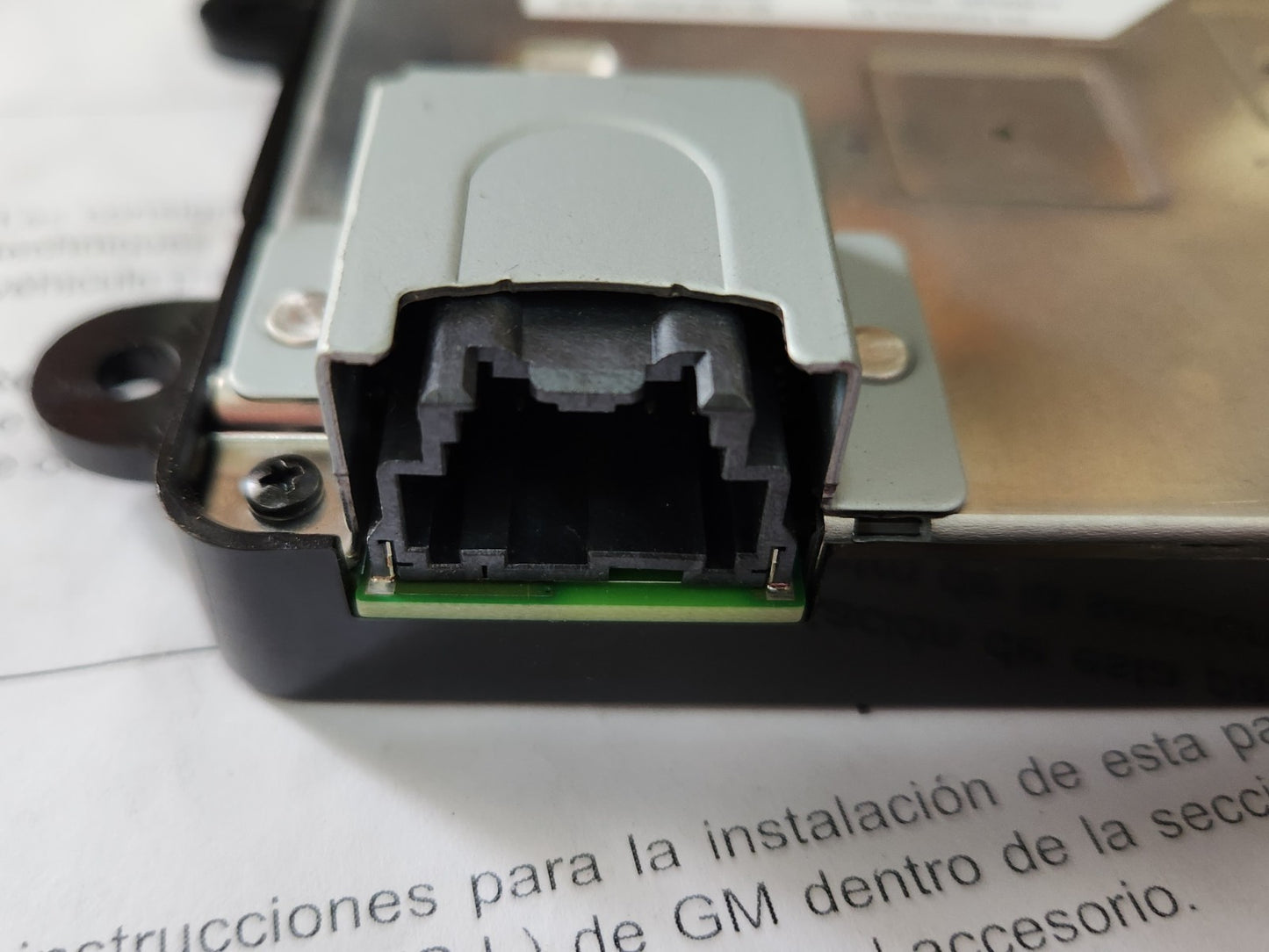 7402900