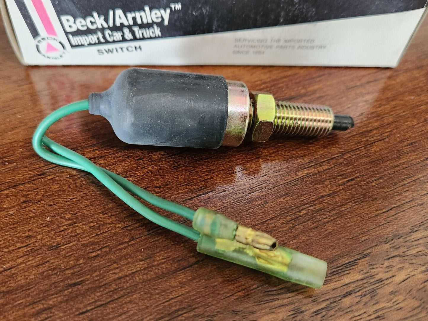 NEW 73-76 Honda Civic Brake Light Switch-Stop Light Switch Beck/Arnley 201-0718