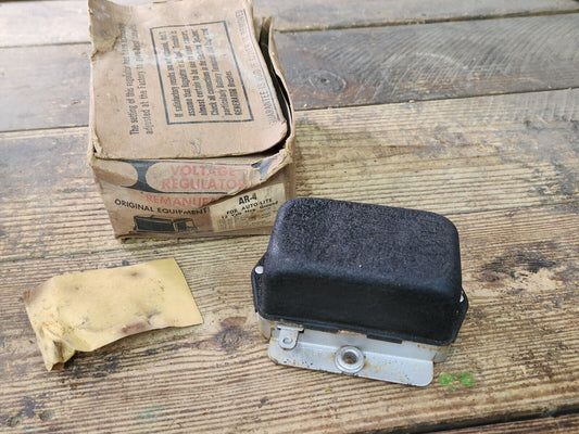 58-63 Willys 53-55 Hudson56-62 Nash 56-60 Mopar Voltage Regulator Reman 1662137