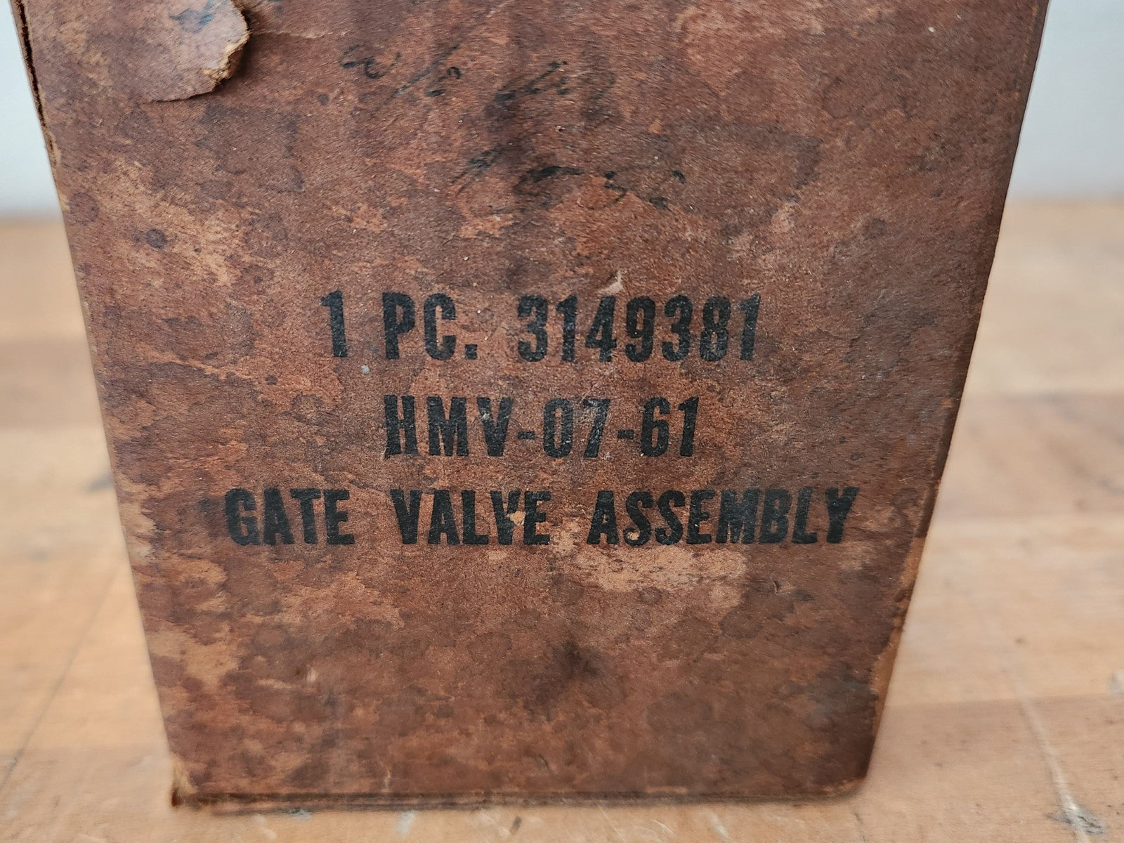 7852741