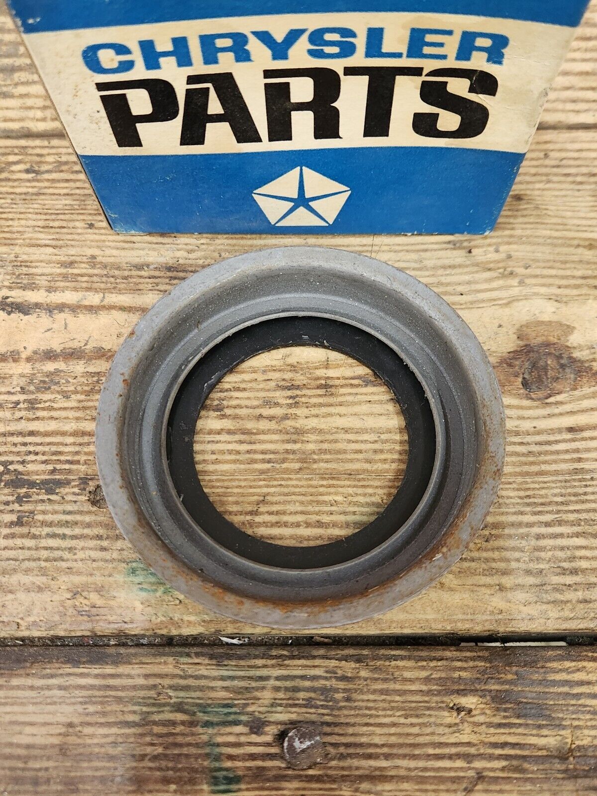 NOS OEM MOPAR 1967-1972 TIMING COVER SEAL 361 - 383 - 440 ENG 2536481