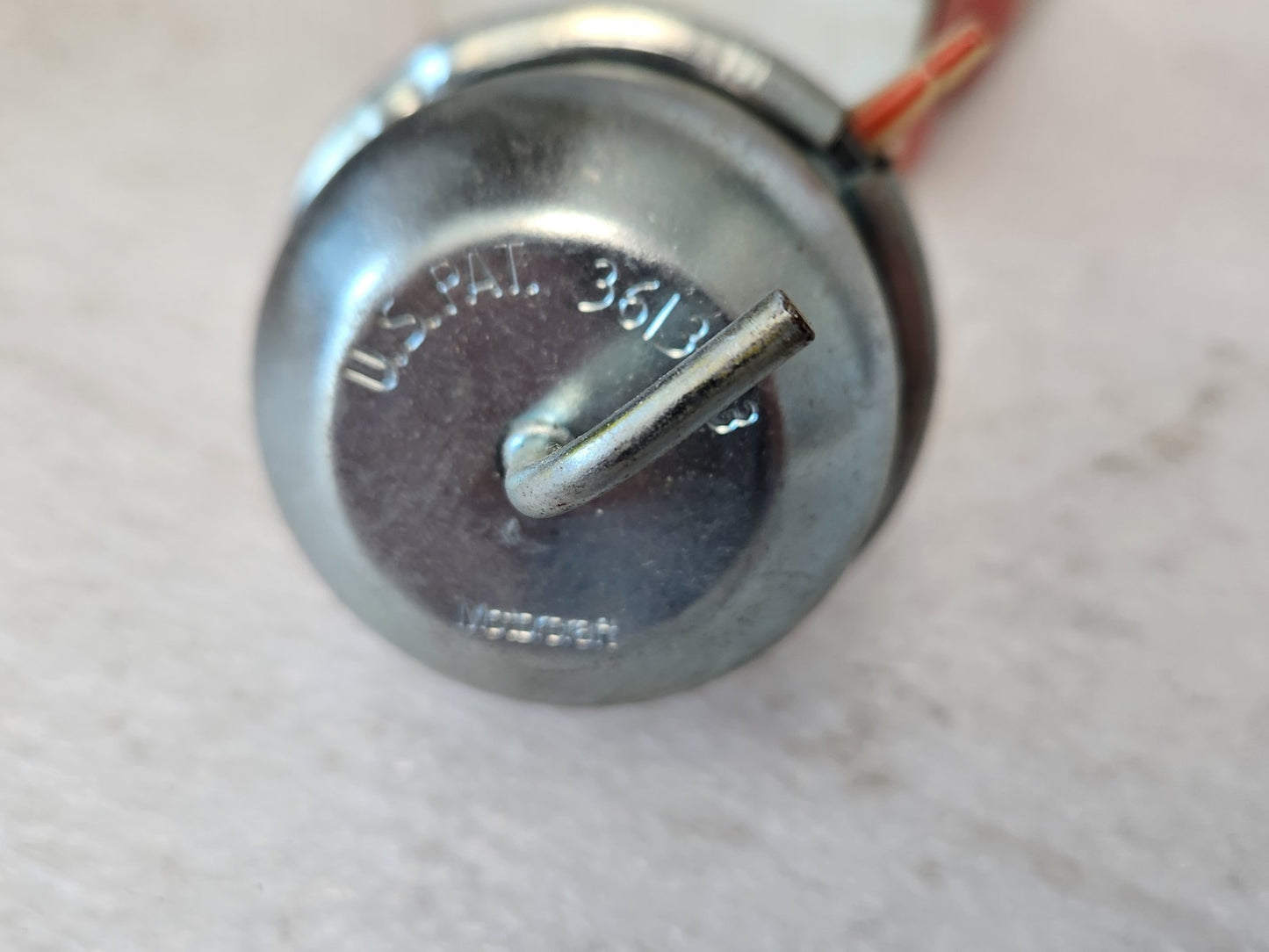7672393