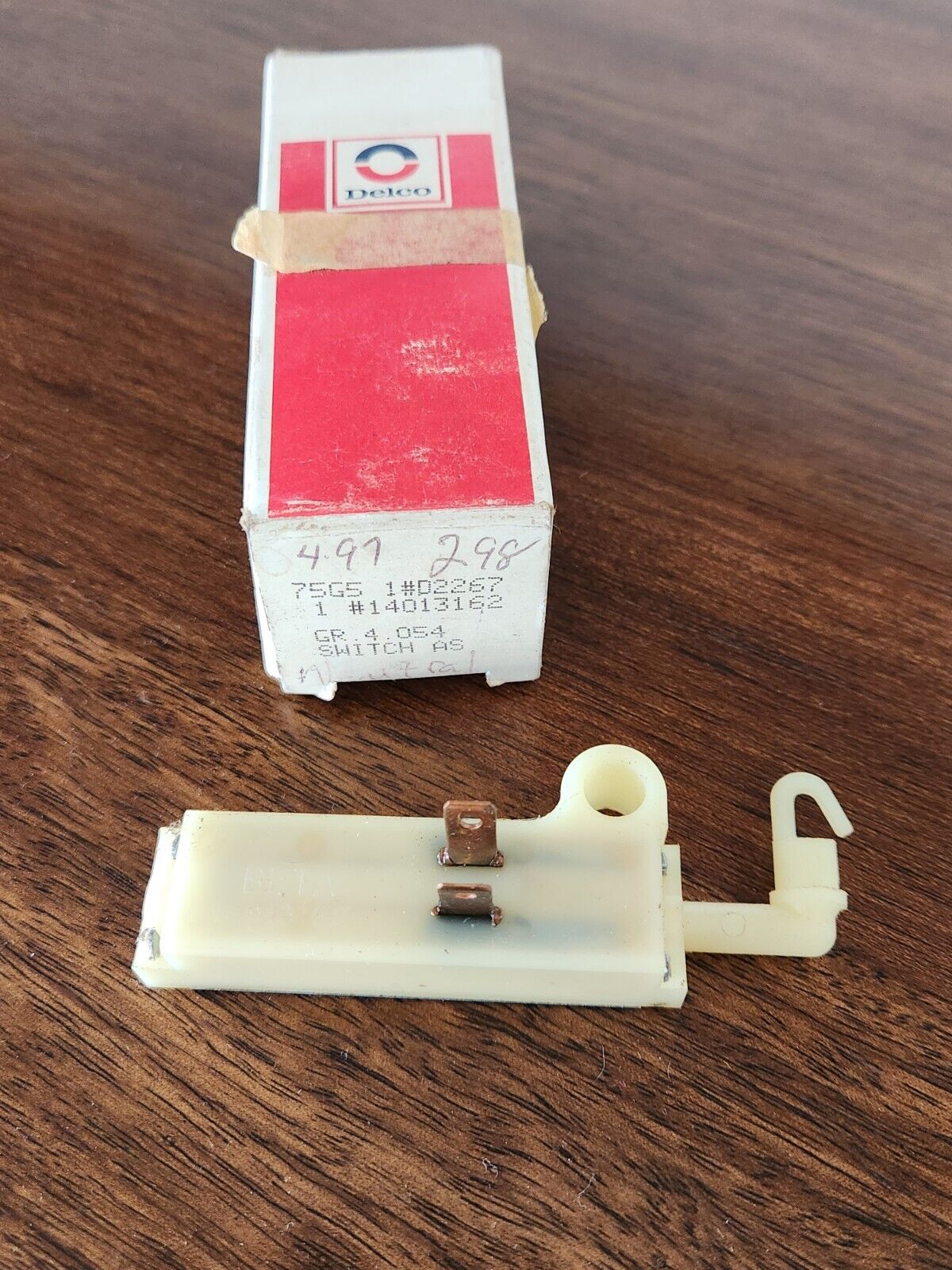 NOS 1973 BUICK 3 & 4 SPEED TRANSMISSION NEUTRAL SAFETY SWITCH D2267 14013162