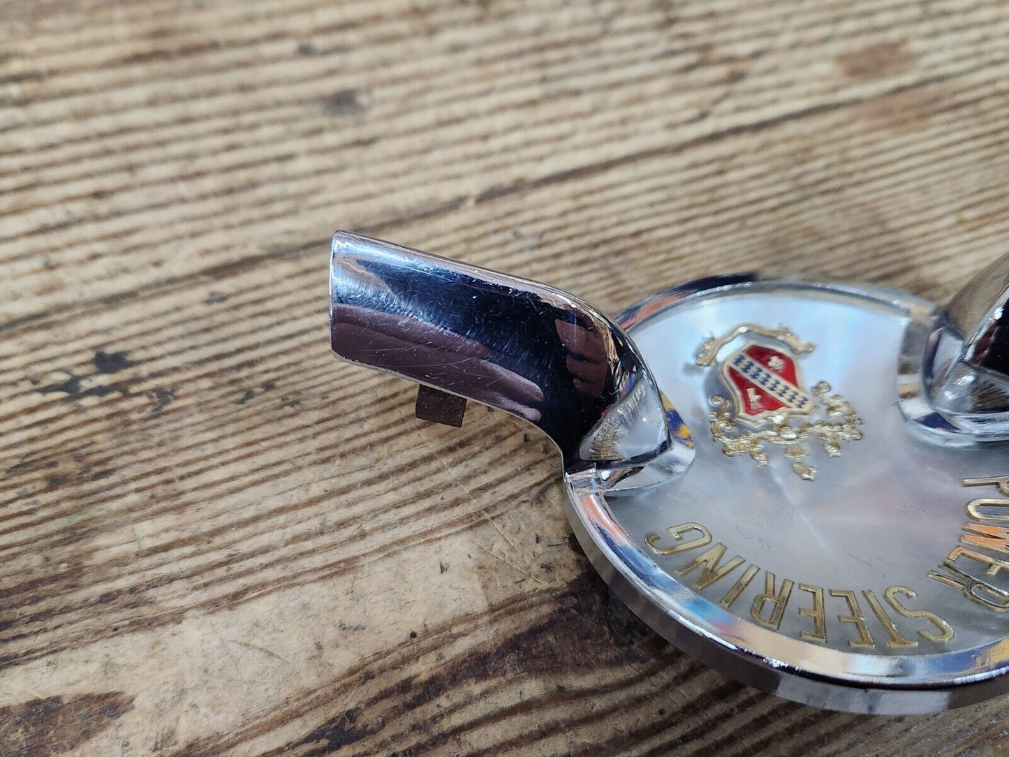 1959 BUICK STEERING WHEEL CENTER EMBLEM CAP POWER STEERING NICE!