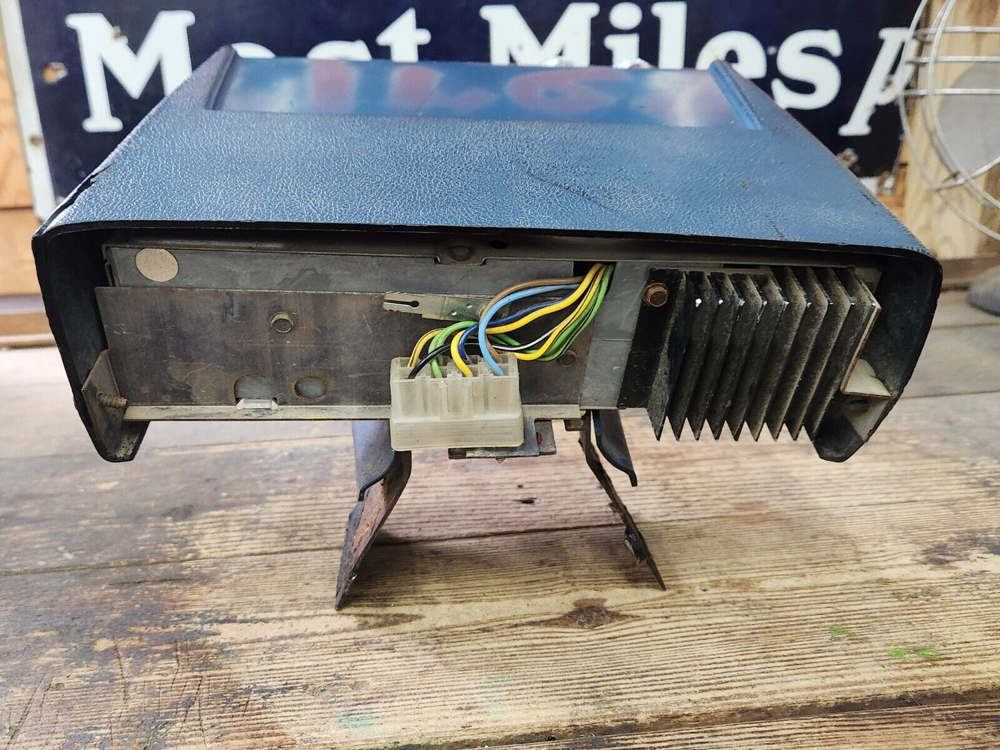 1969 1970 PONTIAC BONNEVILLE CATALINA GTO 8-TRACK UNDER DASH FLOOR MOUNT BLUE